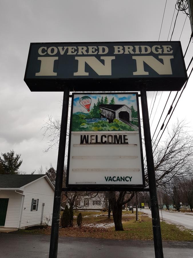 Covered Bridge Inn & Suites Sussex Ngoại thất bức ảnh